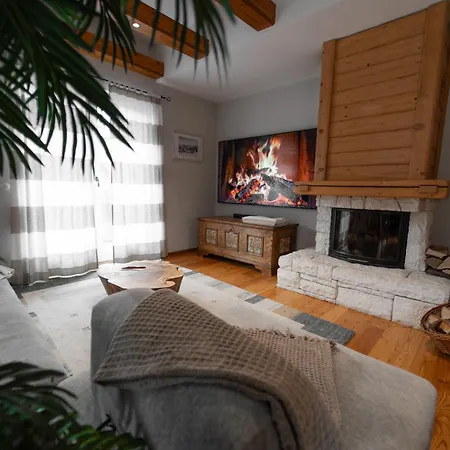 Macesen Mauro With Sauna - In The Center Of Apartment *