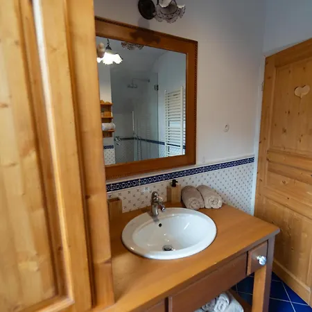 Macesen Mauro With Sauna - In The Center Of Apartment